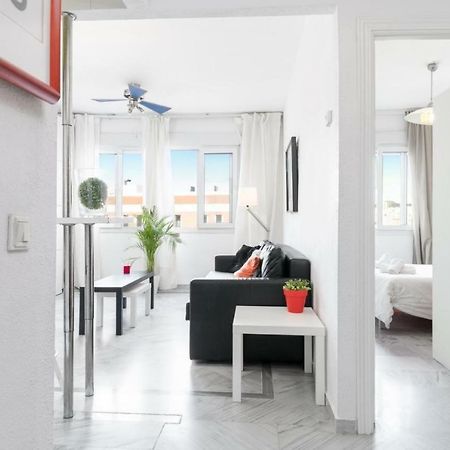 Lovely Suite With River Views And Parking Málaga Kültér fotó